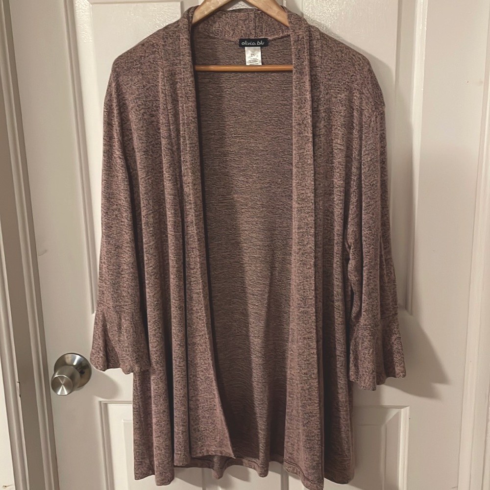 Olivia blu Cardigan 3/4 flare sleeve.